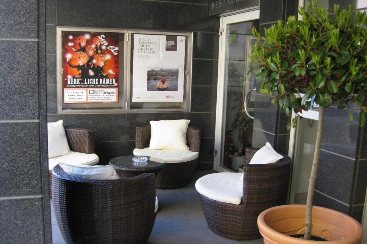Dom Hotel Linz Luaran gambar