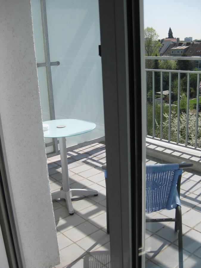 Dom Hotel Linz Luaran gambar
