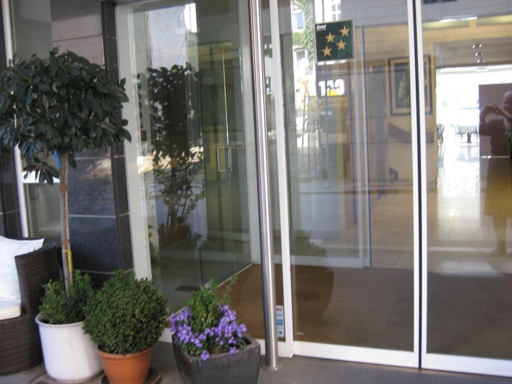 Dom Hotel Linz Luaran gambar